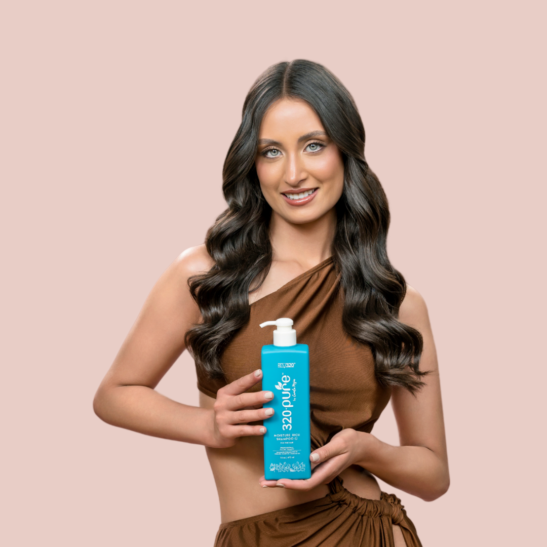 A lady promoting 320 Pure ocean refresh bundle from REV-320